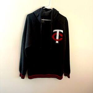 Stitches Men’s Medium Twins Baseball Red Gray Sweatshirt Casual Style TC MLB